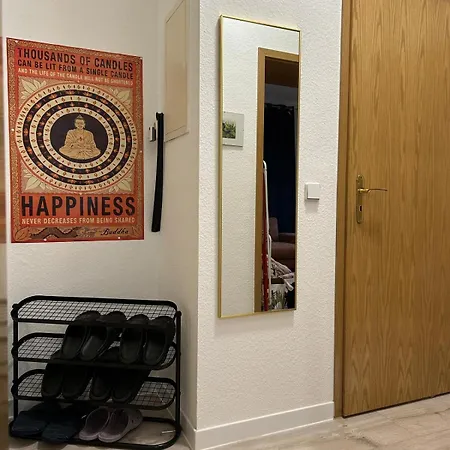Sonnige Wohnung, Nur 10 Minuten Bis Ins Zentrum Apartment *